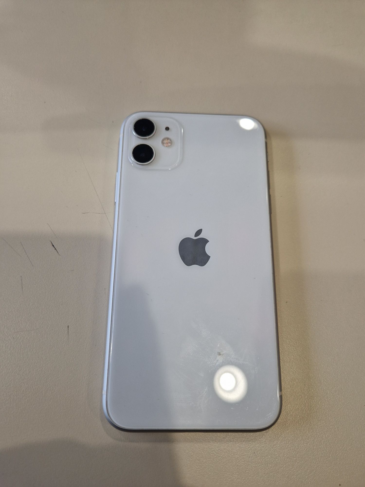 Iphone 11 branco