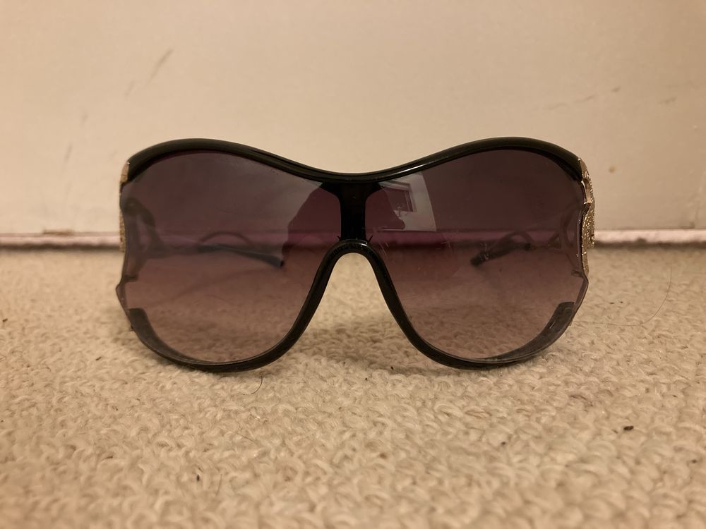 Nowe okulary przeciwsłoneczne “Golden Snake” z USA