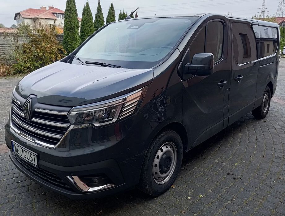 Renault Trafic  RENAULT TRAFIC. Stan jak nowy. Świetnie wyposażony. Cesja leasingu