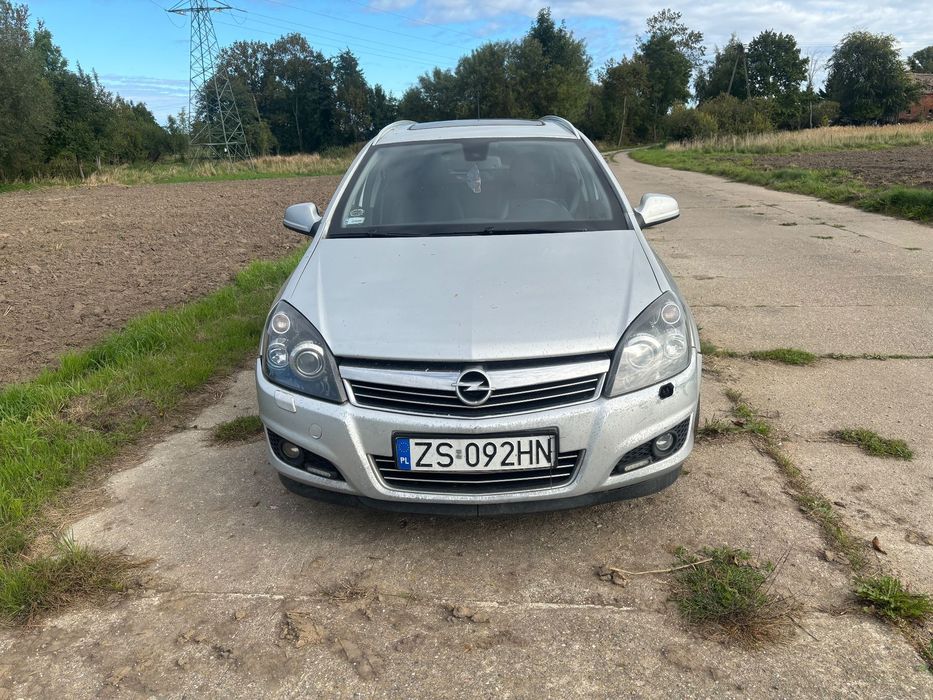 Opel Astra Opel Astra 2010 Rocznik