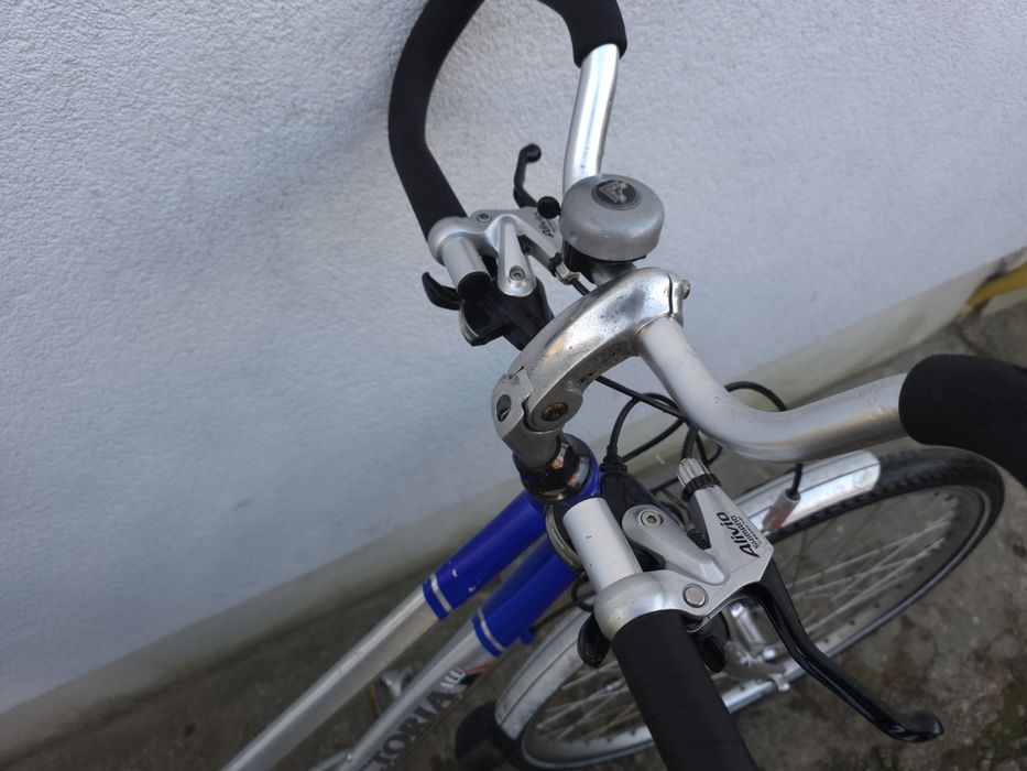 Велосипед Victoria Shimano Alivio