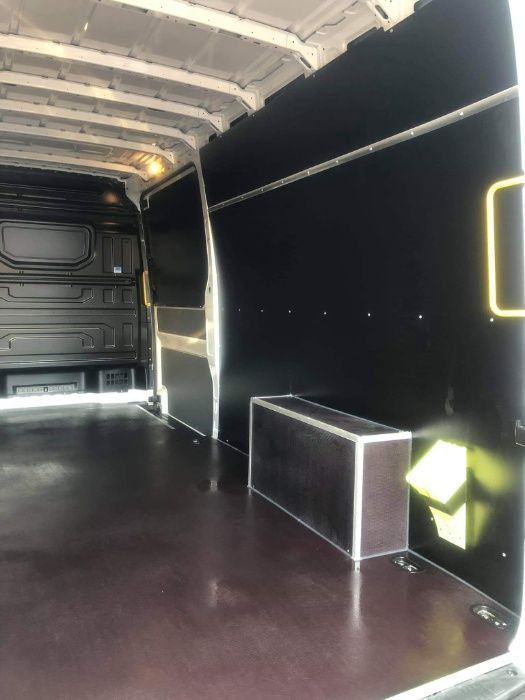 Miseczka podłogowa zabudowa busa VW Crafter/Man