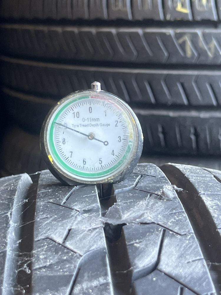 *Komplet opon Bridgestone 215/65/16C