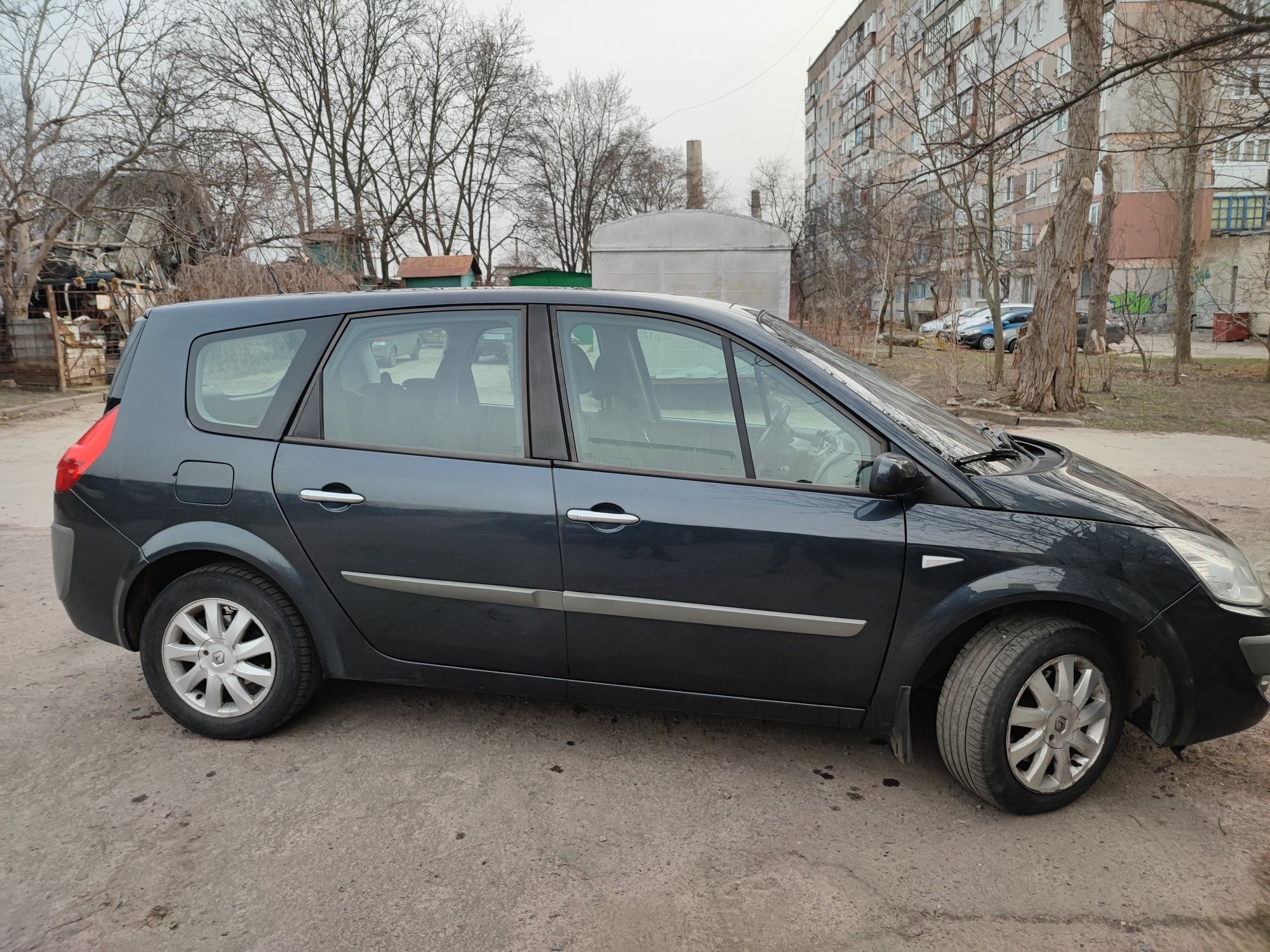 Renault Grand Scenic 2