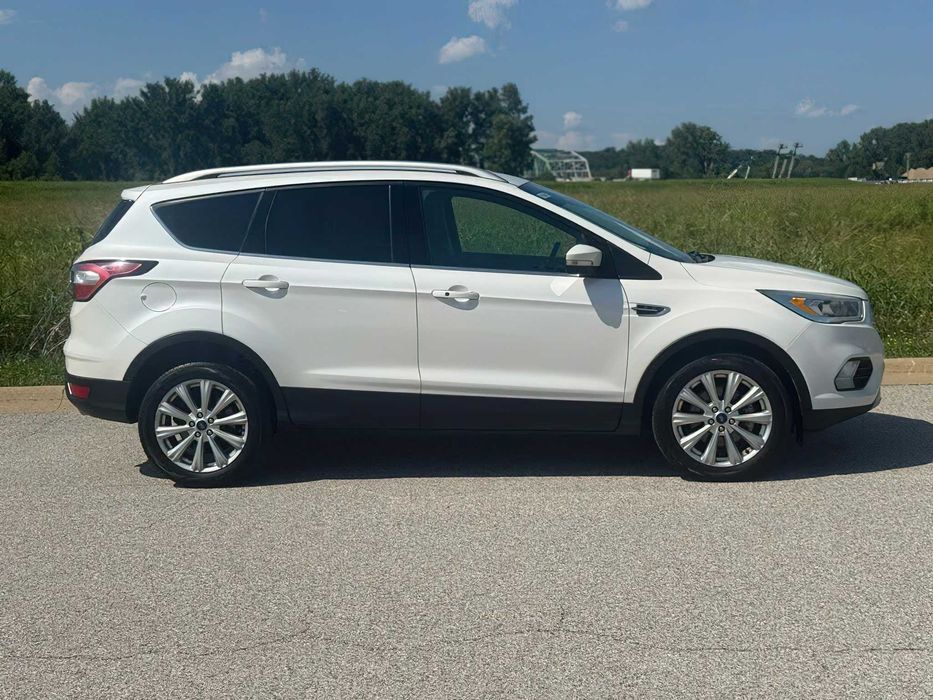 Ford Escape SE      2017