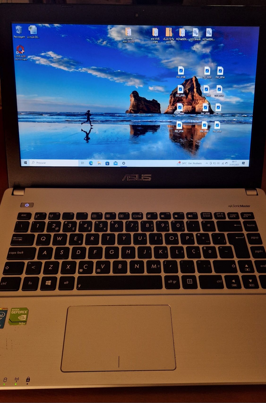 PC ASUS i7   8 GB RAM   250 GB disco