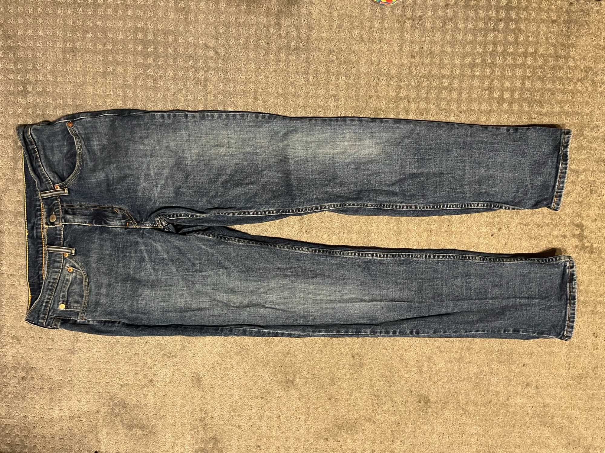 spodnie jeansy Lewis 514 rozmiar 32/34 niebieskie