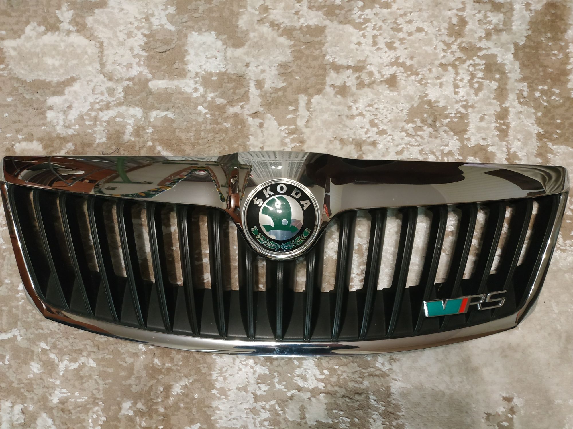 Решітка (решетка) радіатора Skoda Fabia III FL Octavia A5/A5 VRS