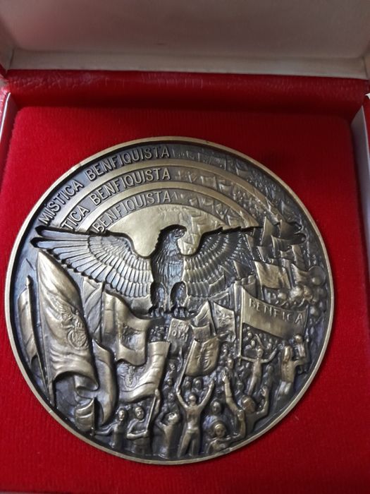 Medalhão 1 congresso 1988 do SLB. Novo Preço!