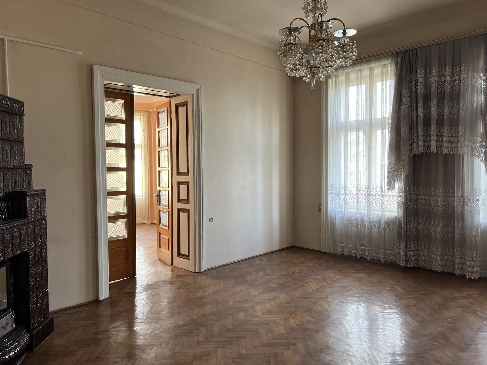Продаж 3 кімн 95м2 /3 пов. Садовського-центр міста