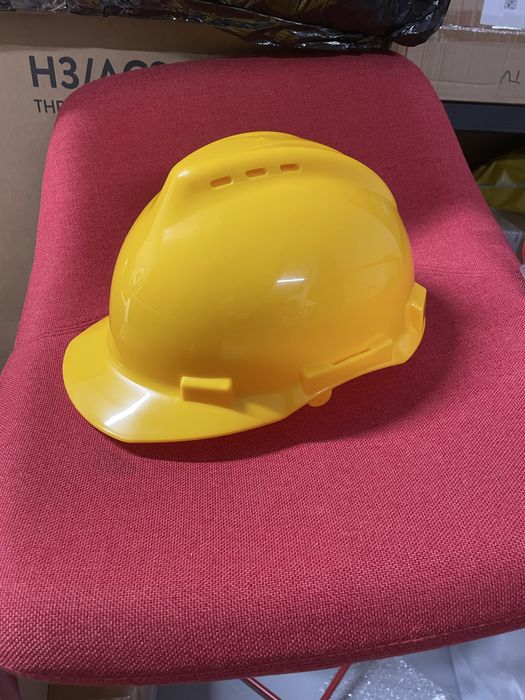 Kask ochronny żółty