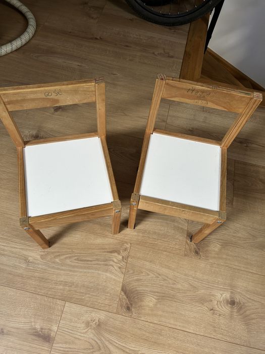 Komplet dzieciecy  z ikea stolik i 2 krzeselka