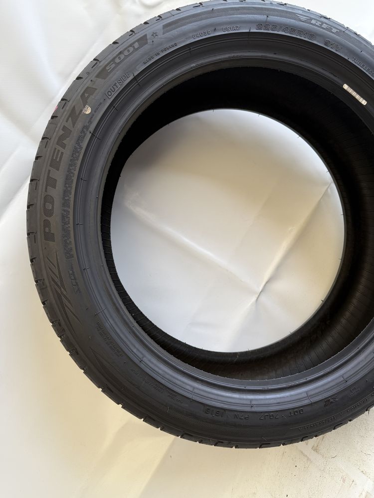 225/45/18 Bridgestone Potenza S001 RFT 91Y 2018R (193)
