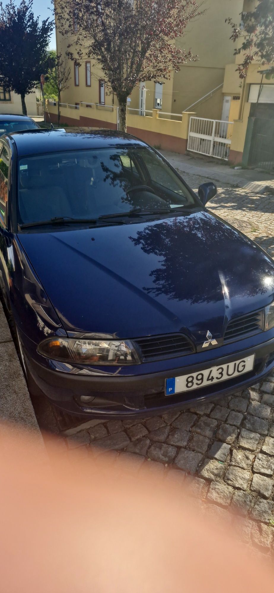 Mitsubishi Carisma versão Confort excelente estado.