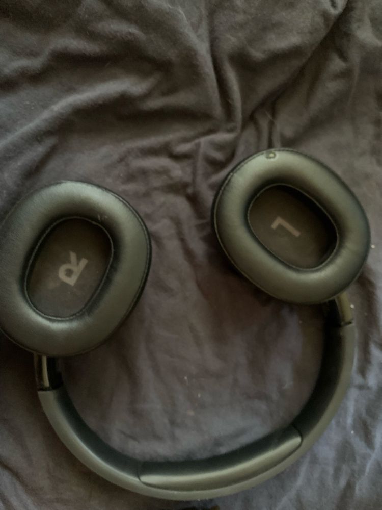 Безпровідні JBL 710