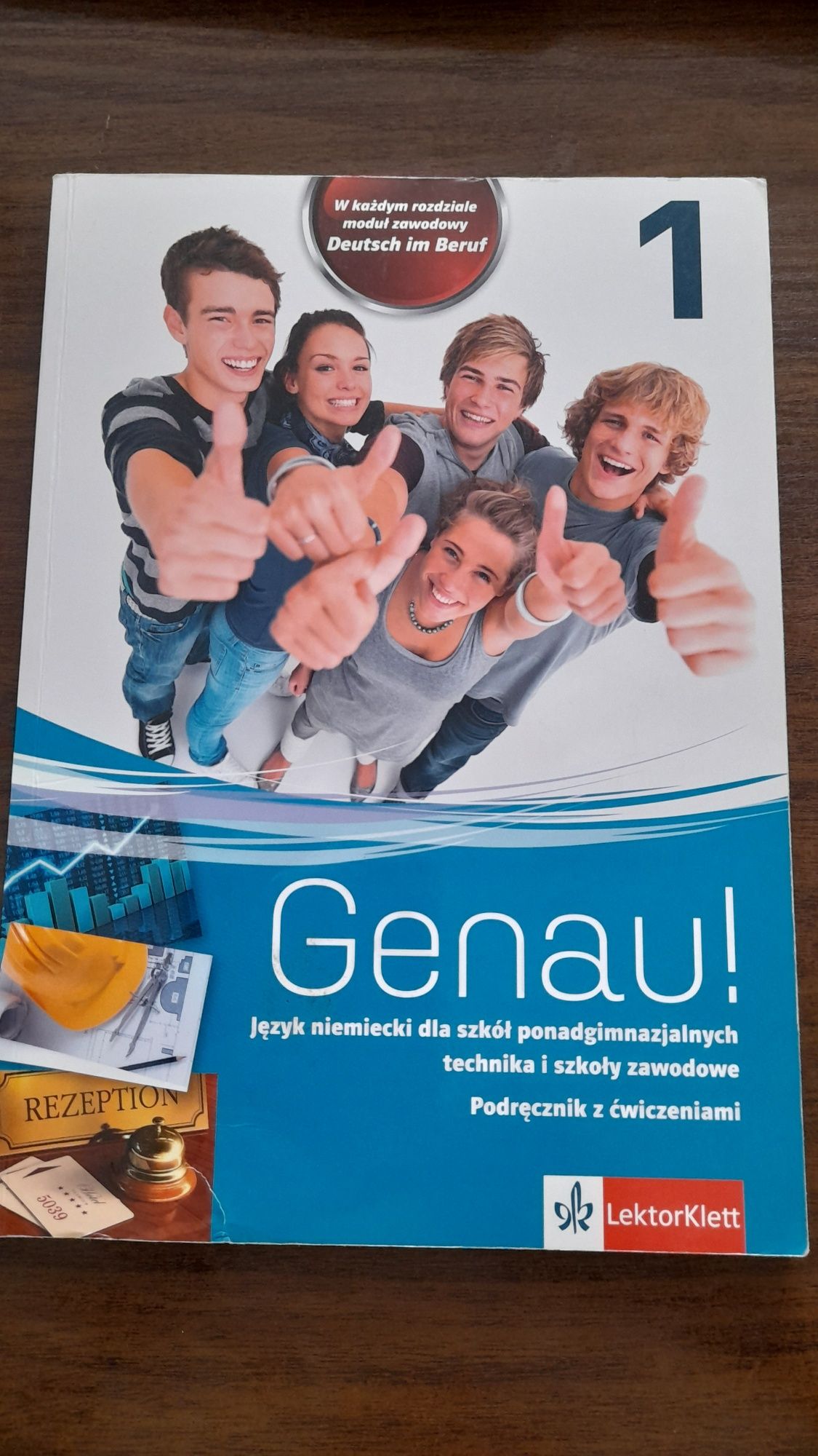 Genau 1 podręcznik i ćwiczenia do niemieckiego