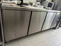Bancada refrigerada para pastelaria 3 portas NOVA
