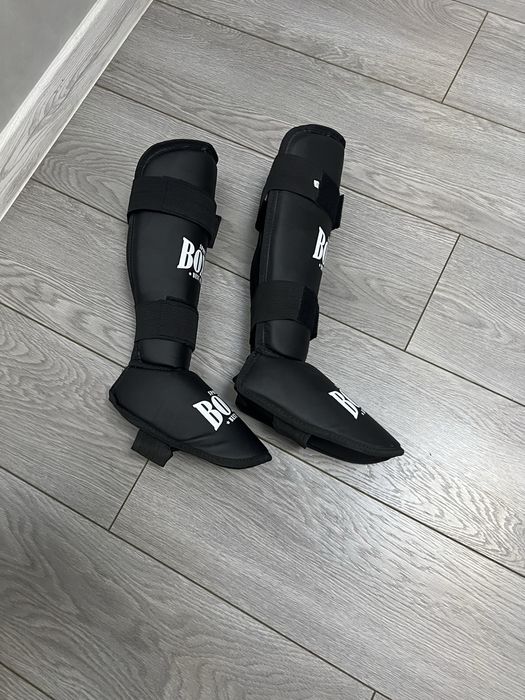 Щиткі на ногі для кік боксу хл