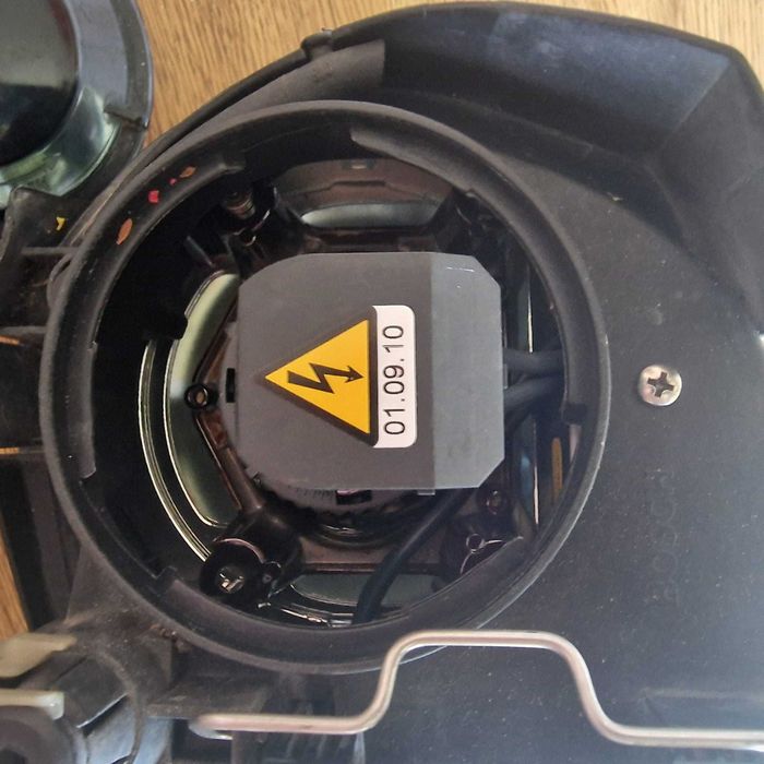 Kit Farois BOSH HID Golf 4 IV