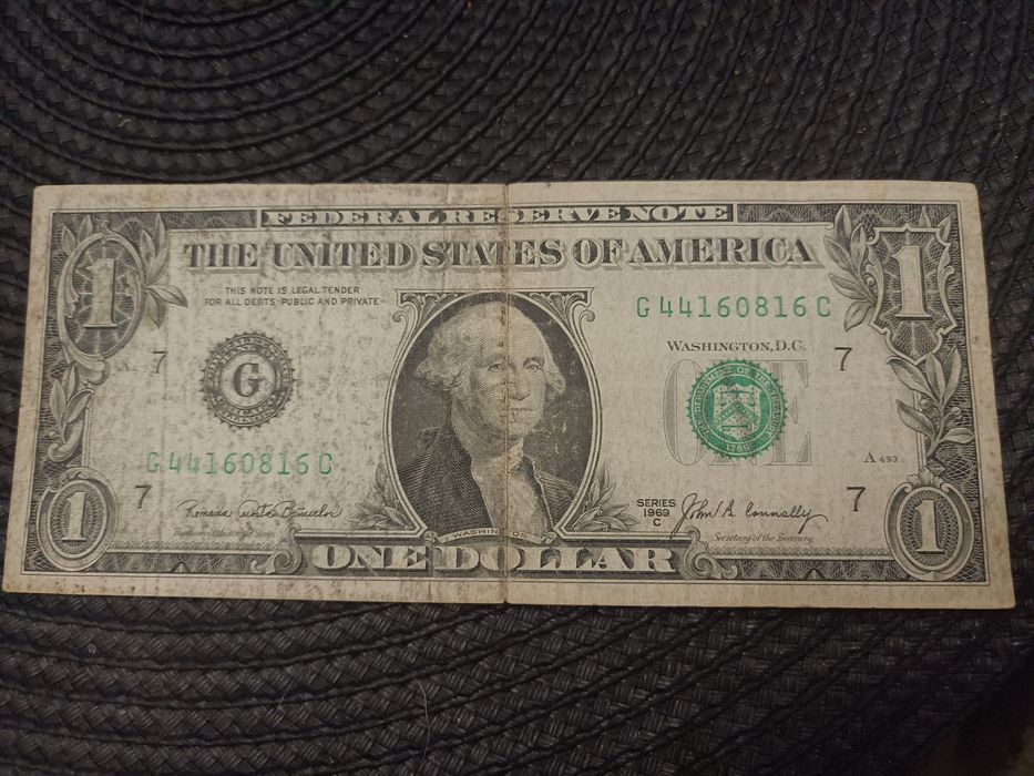 Dwa stare okolicznościowe banknoty