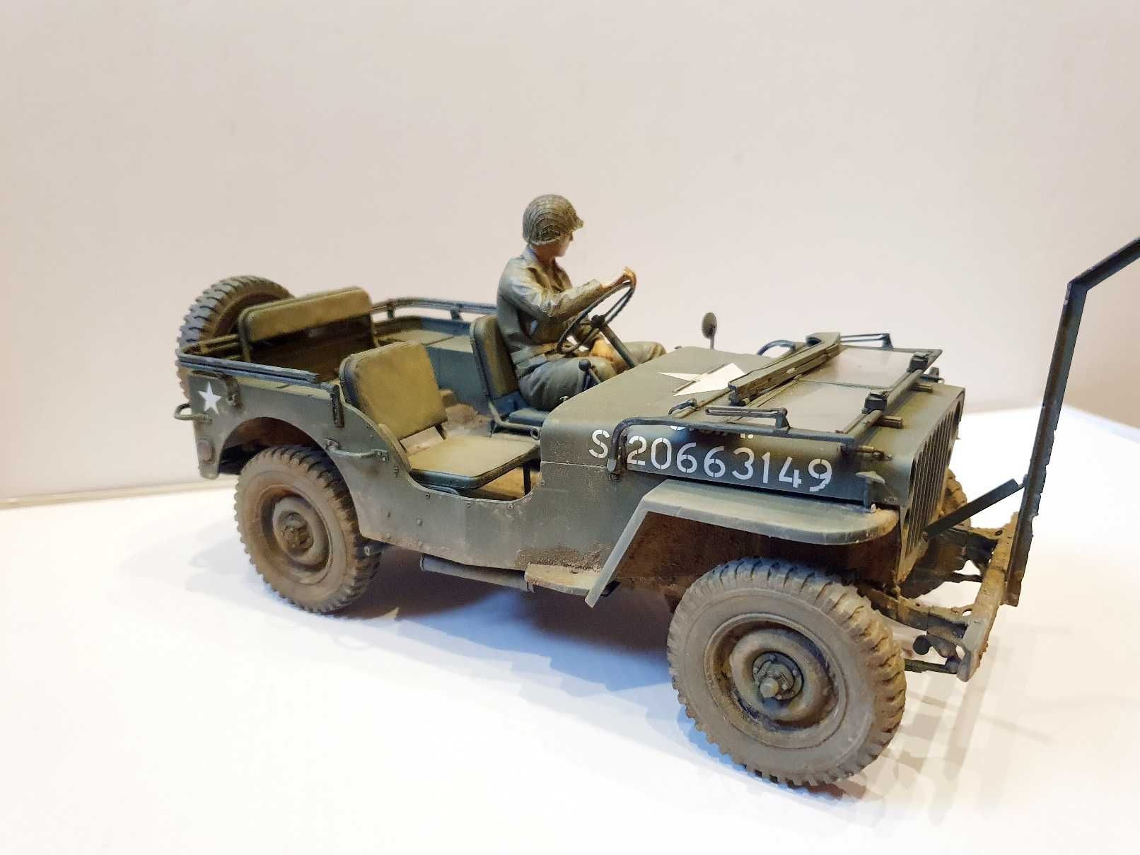 Gotowy model Jeep Willys 1:16 Takom