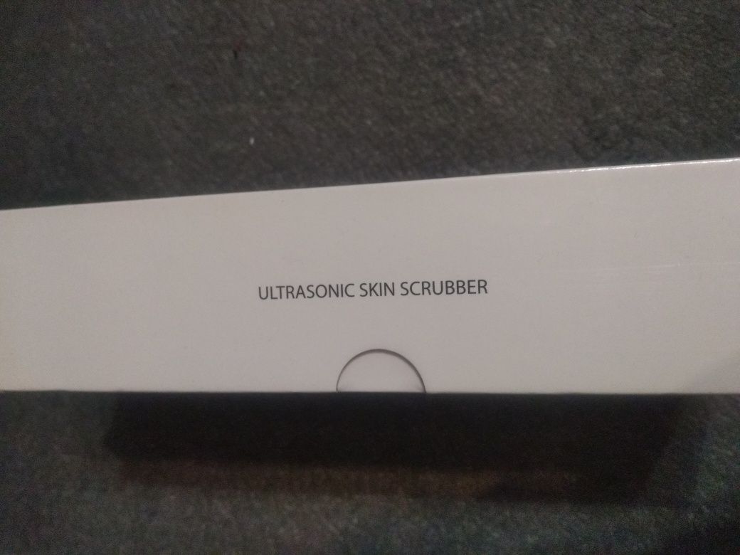 Peeling kawitacyjny ultrasonic skin scrubber 3w1
100
 zł