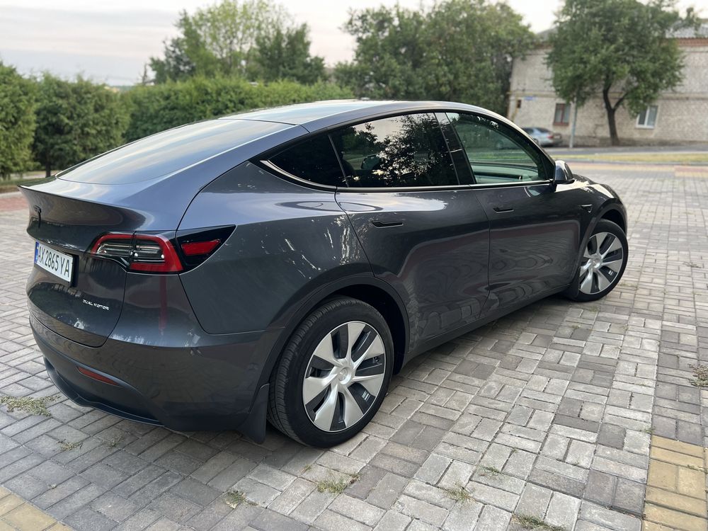 Tesla Y Long Range 82 kWh Dual Motor (534 к.c.) AWD