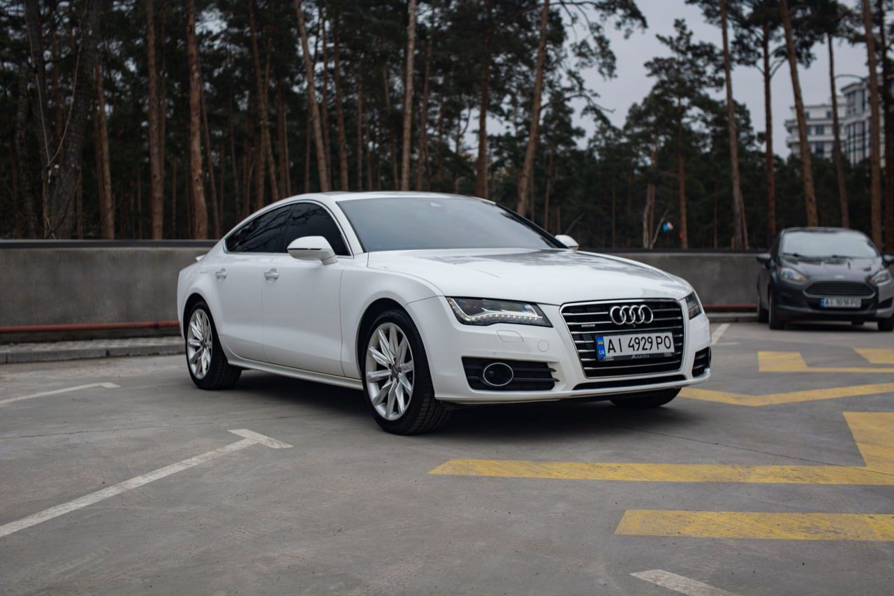 Audi A7 2015 . +++