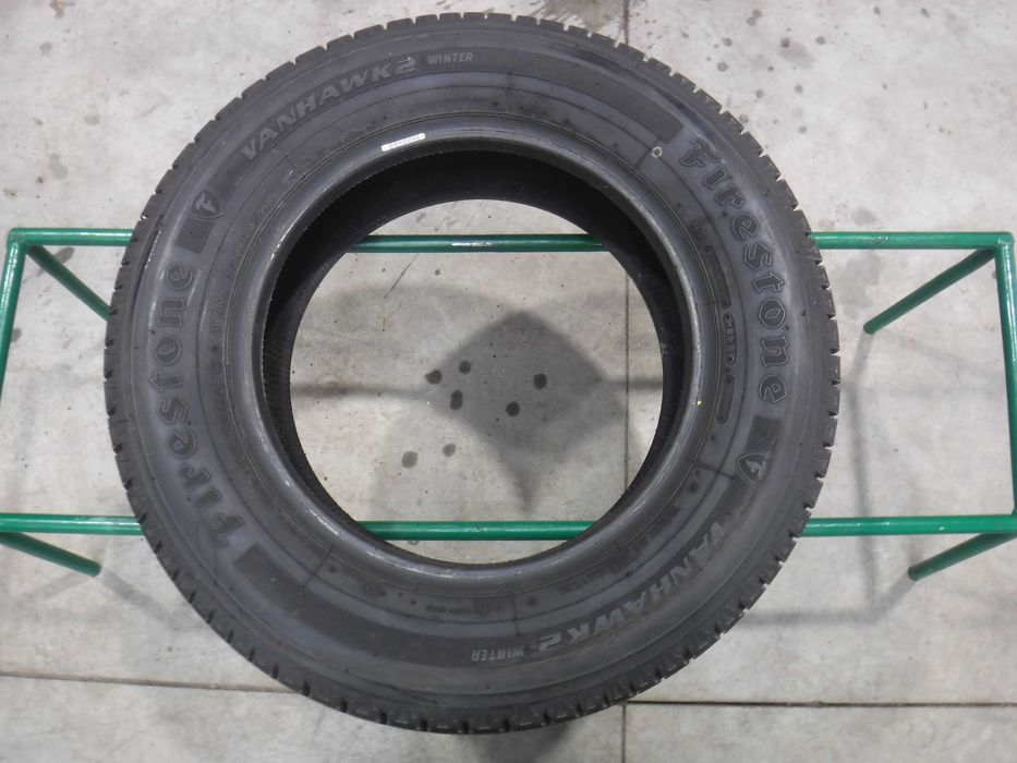 1xOpona 225/65/R16C zimowe Firestone Vanhawk 2 Winter 9,2mm