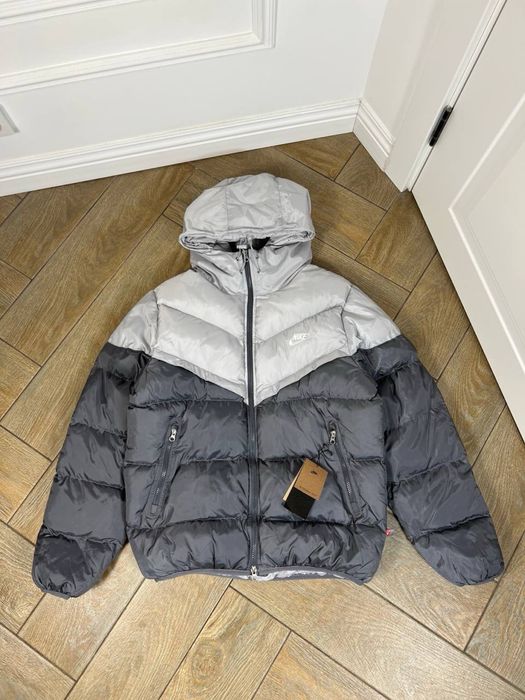 Пуховик Nike Storm Fit