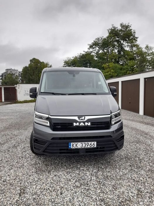 MAN TGE MAN TGE 3.180 VAN 9 osobowy - stan idealny
