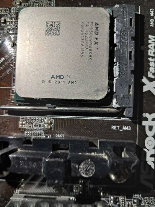 Fx 8300, 32 gb RAM, asrock 980de3 стокова башня комплект ПК