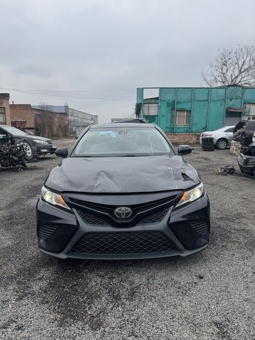 Бампер передній Toyota Camry 70 usa 2.5 A25AFKS 218 колір