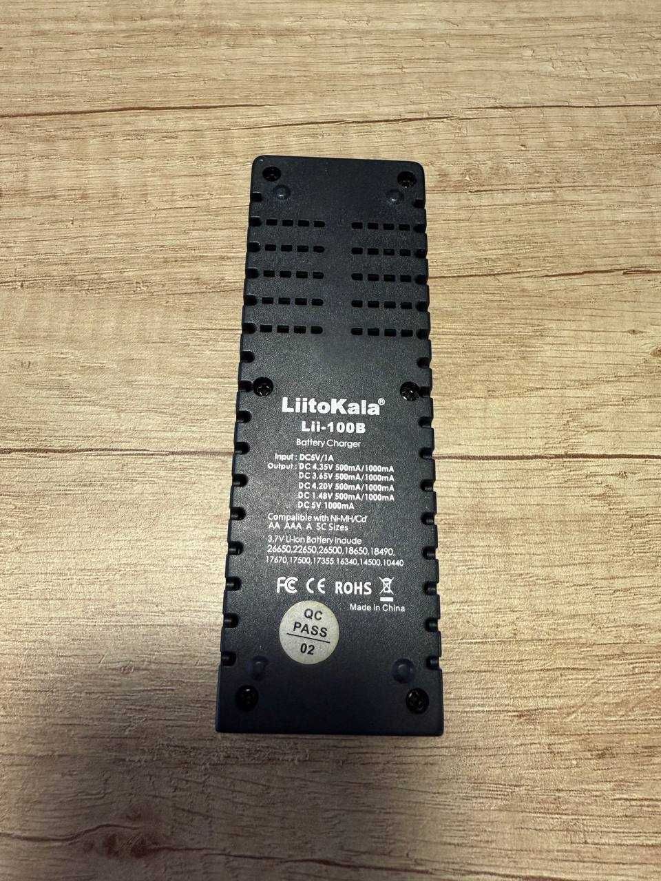 Ładowarka do akumulatorów LiitoKala Lii-100B