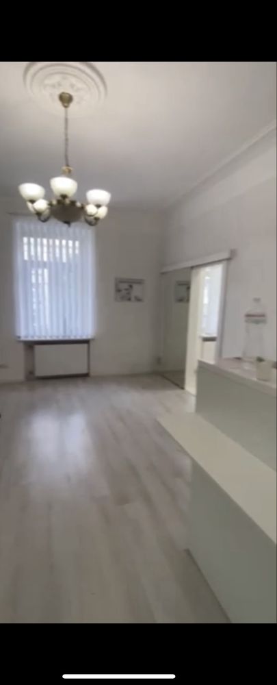 Оренда приміщення в центрі біля метро
