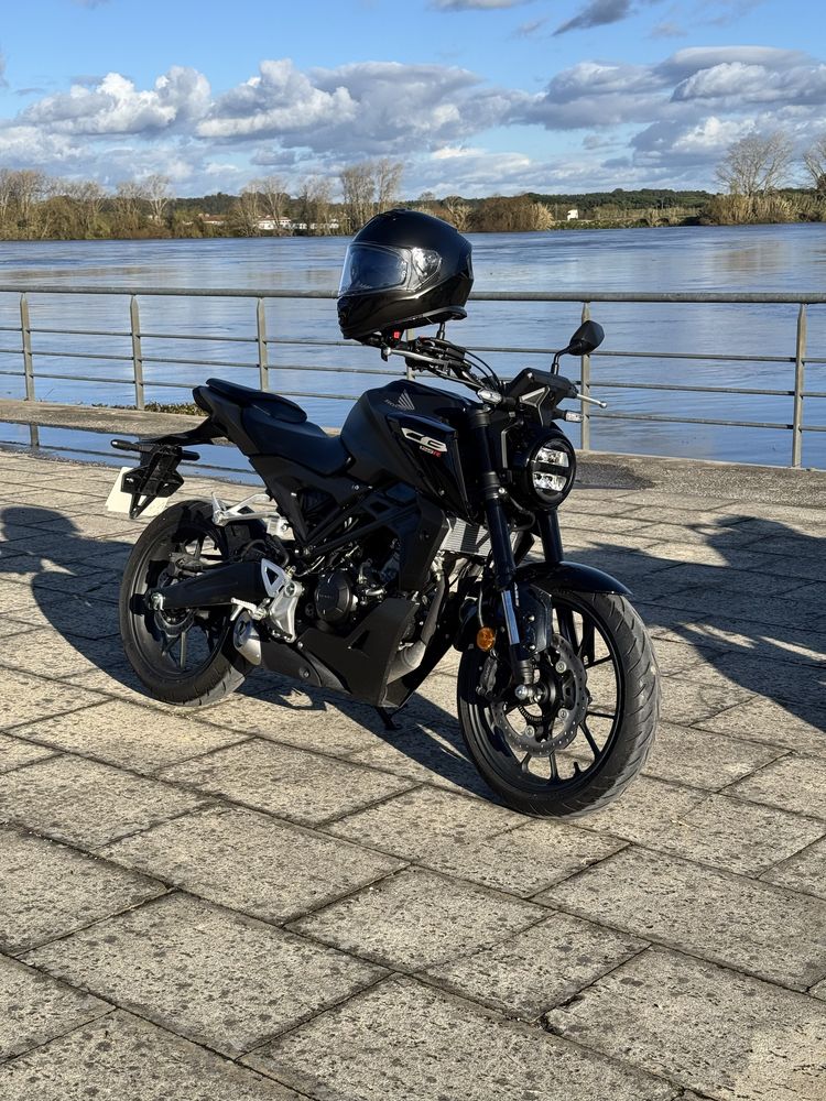 Honda CB 125 R 2025