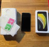 Iphone SE 2020 Czarny 128 GB  + szybka ochronna