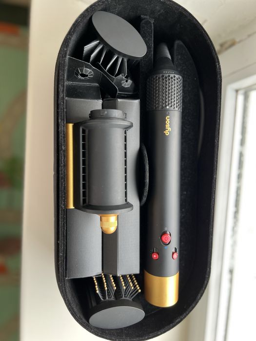 Продам Dyson Airwrap