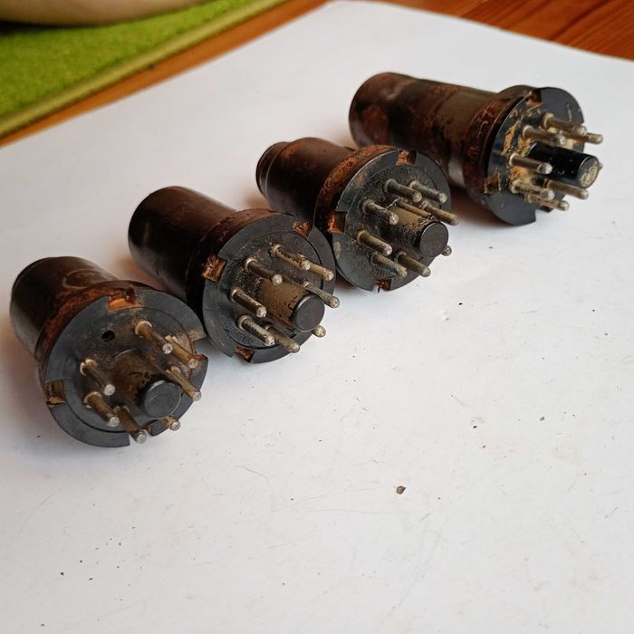 Lampy elektronowe, różne 7 szt.