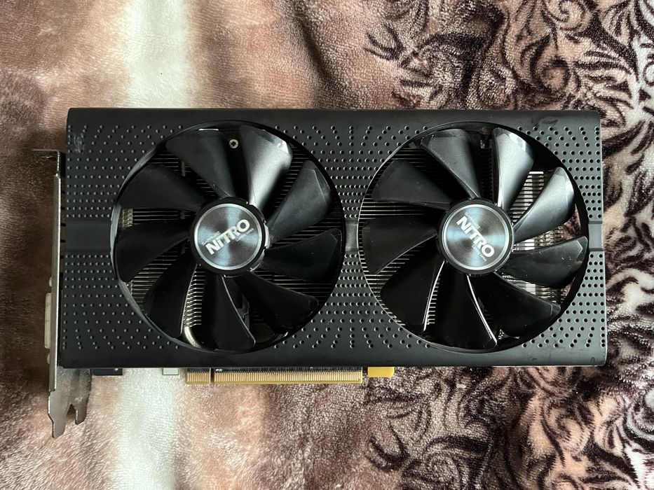 Відеокарта AMD Sapphire Nitro RX 570 4gb
