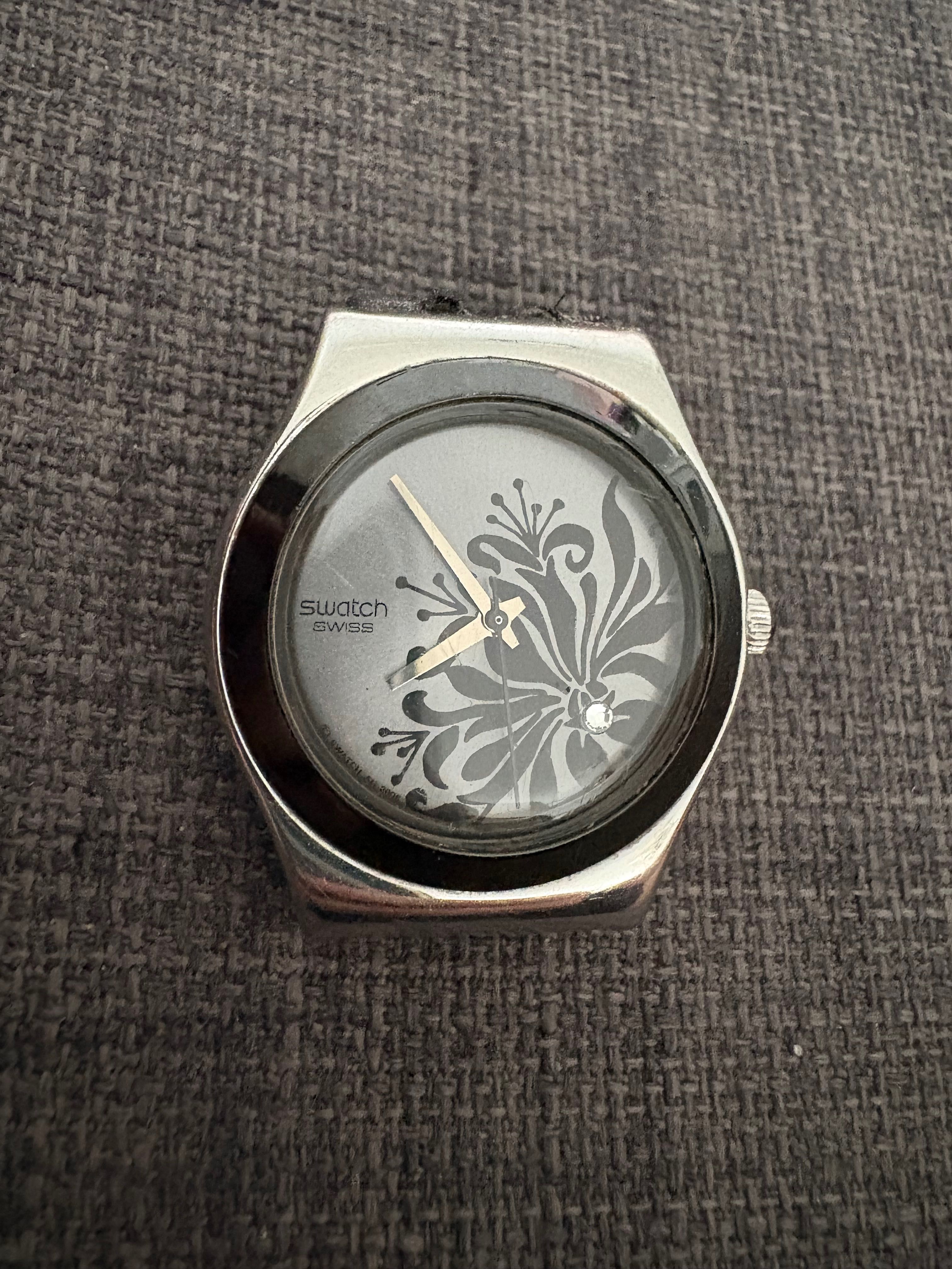 SWATCH-uzywany zegarek bez bransoletki