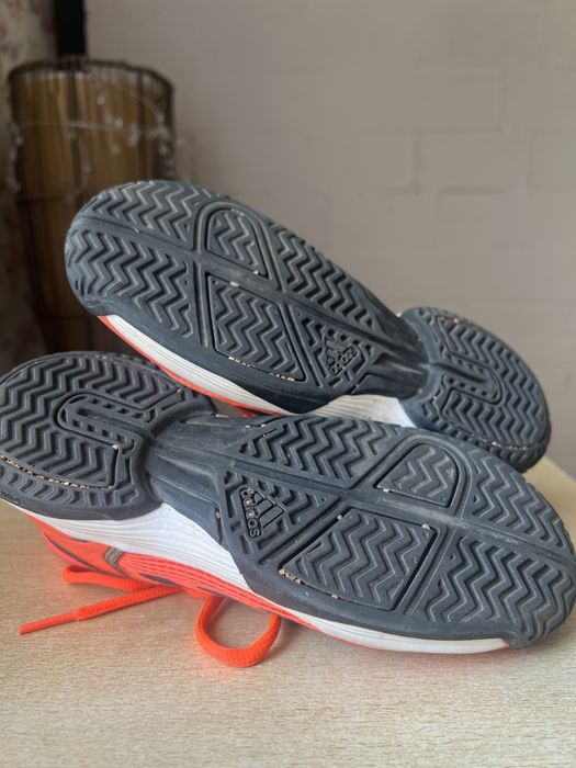 теннисные кроссовки adidas 33