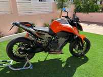 KTM Duke  790