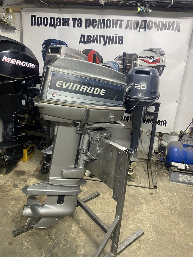 Лодочний двигун Evinrude 25-30