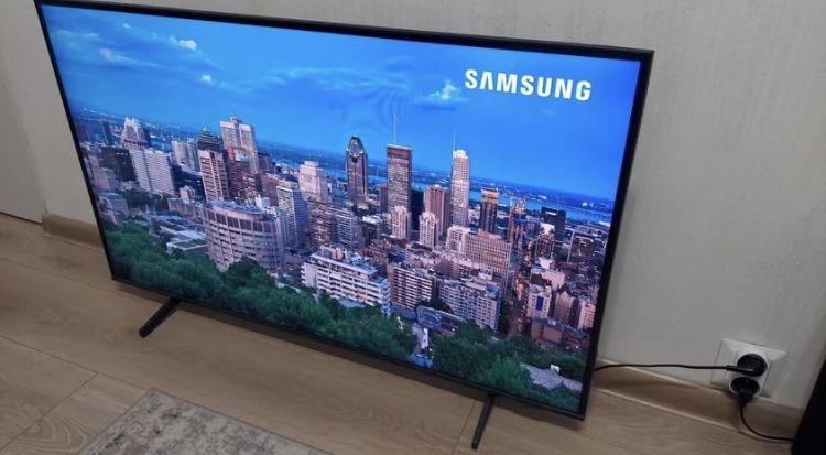 TV Samsung QE 43" QLED Q67A 4K UHD DVB-T2 smartTV
