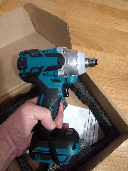 Гайковерт імпакт. Безщіткові .Зарядне.  Без АКБ.