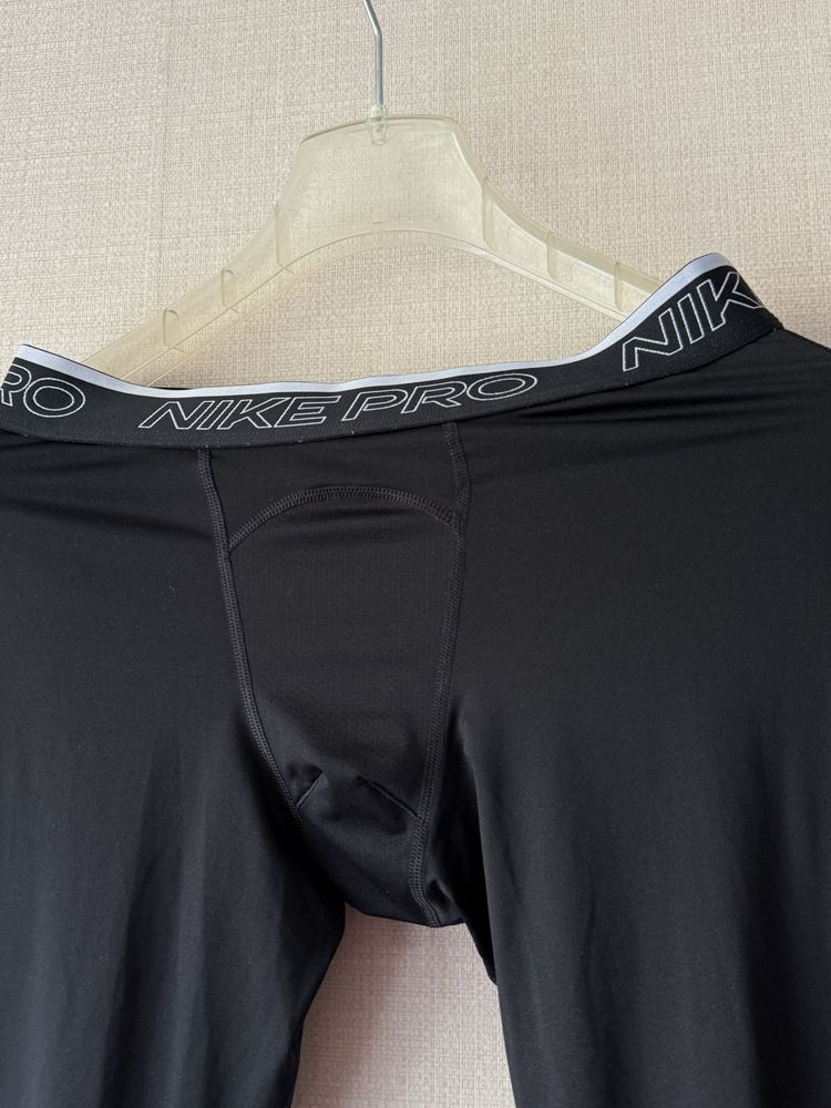 Чоловічі Найк компресійні лосіни бігу чорні про nike pro compression r