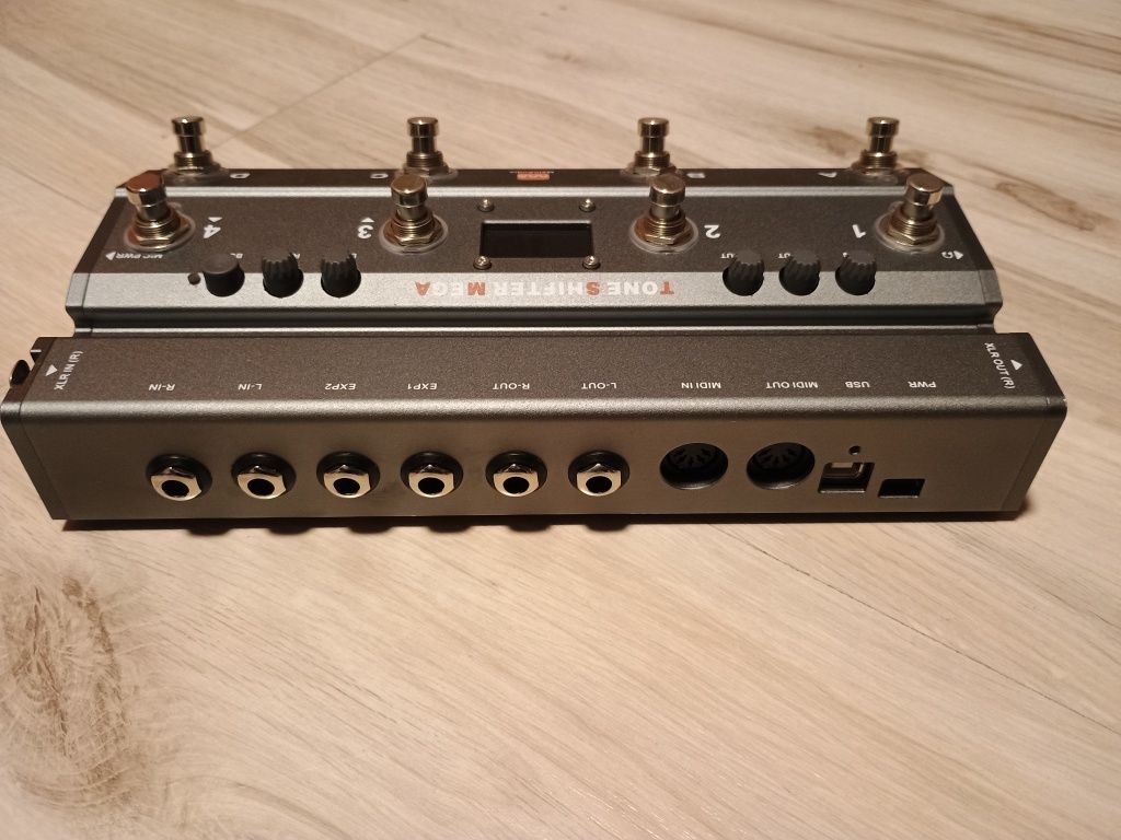 Sterownik midi z wbudowanym interfejsem audio