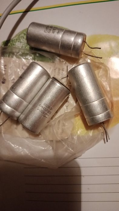 К50-20 конденсатор 100мкФ и 200 мкФ 100В 1000мкФ и 2000мкФ 25В...