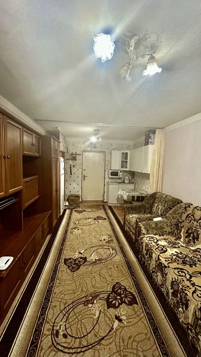 Продається кімната в гуртожитку - Святишинський р-н